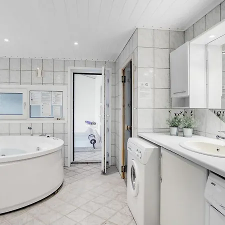 Lovely In With Sauna Feriehus